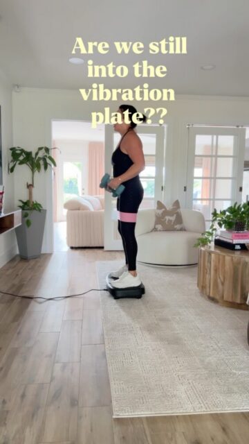 I still use my vibration plate a few times a week. It makes me feel good. Especially after a workout!
.
Here’s the one I use: https://amzlink.to/az0rAjy4rfnJ8
.
#VibrationPlate #VibrationPlateWorkout #WholeBodyVibration #FitnessReels #WorkoutTips